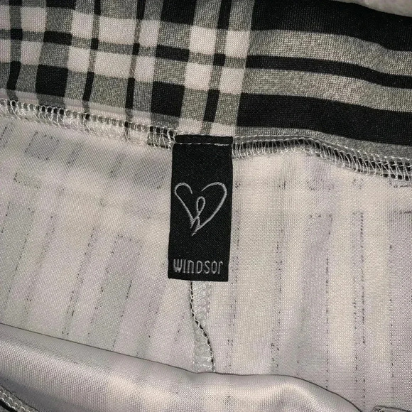 NWOT Skort From Windsor - Picture 2 of 3